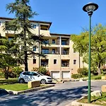 Apartment Beautiful In With Swimming Pool *