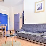 Beautiful In With Swimming Pool Apartment