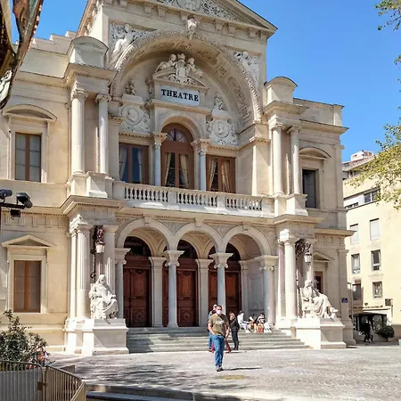 Awesome In With Wifi Uzès